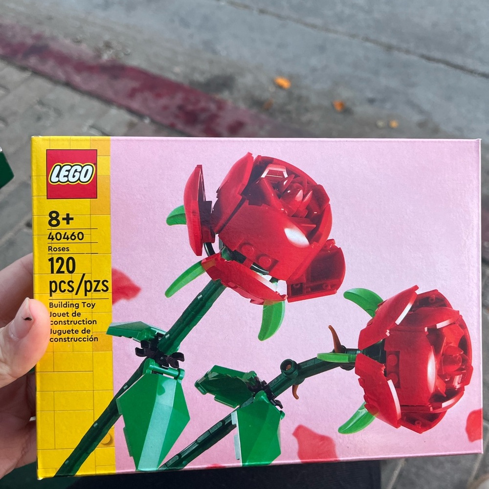 Lego roses
